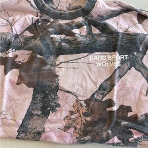 Darc Sport Wolves Limited Edition pink woodland camo t shirt unisex medium